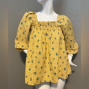 dip Women”s Yellow / White Gingham Squareneck W Floral Accents Top Blouse Size M